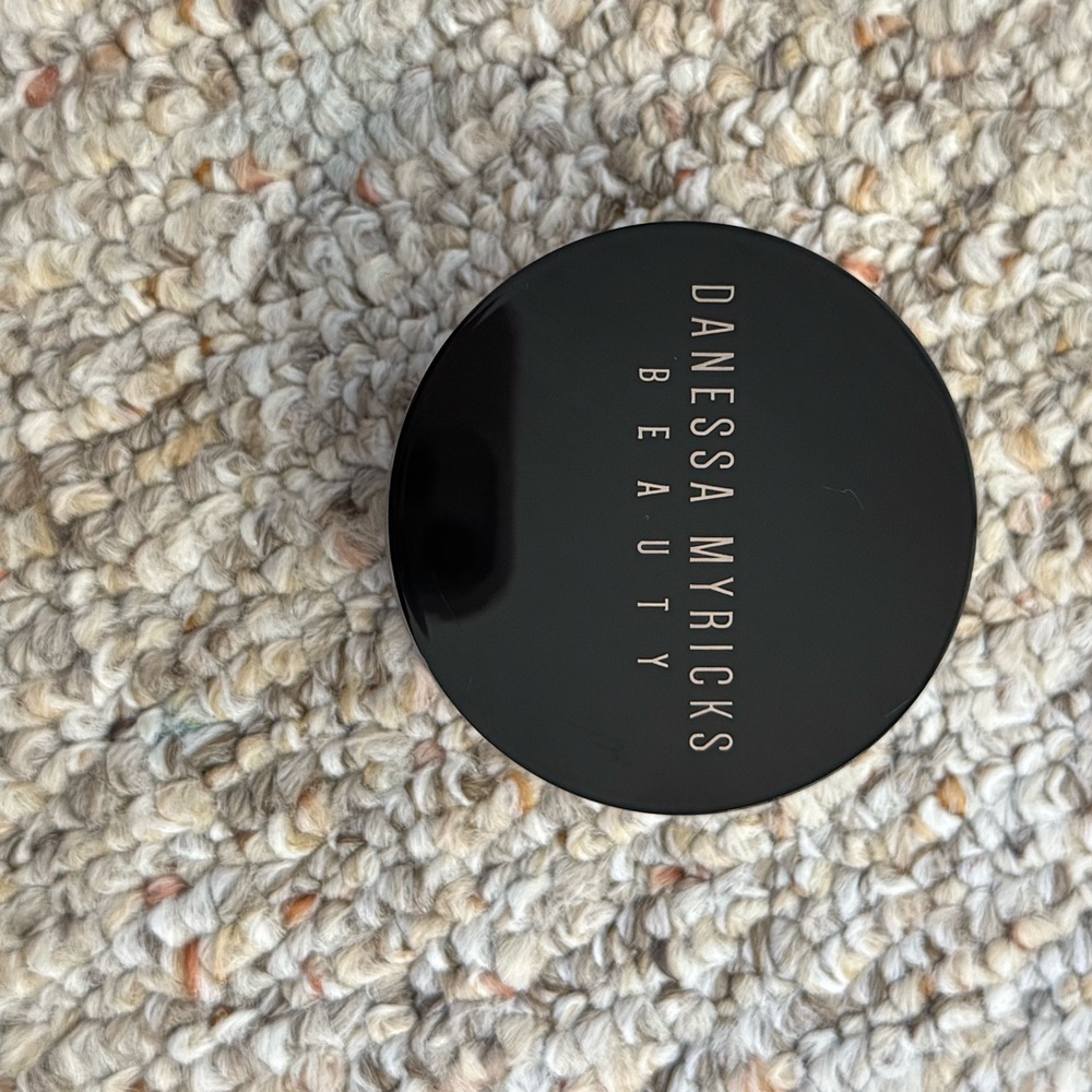 Danessa Myricks Beauty Yellow Evolution Powder